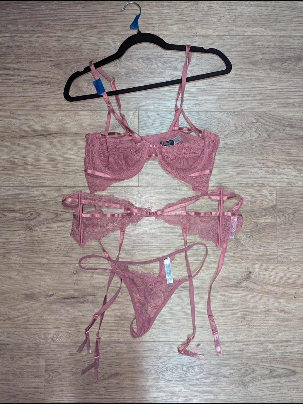 Yandy Dusty Rose Lace Underwire Bra, Garter Belt & Thong Set